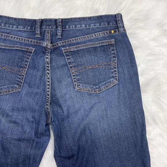 👖|•LUCKY BRAND•| Abbey Bermuda Frayed Cuff Jeans Shorts Size 10/30👖 - Picture 3 of 8